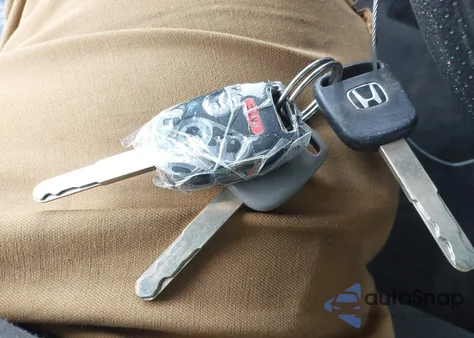 2006 Honda Accord 2.4 Lx из США, поврежденный, VIN 1HGCM56496A072795